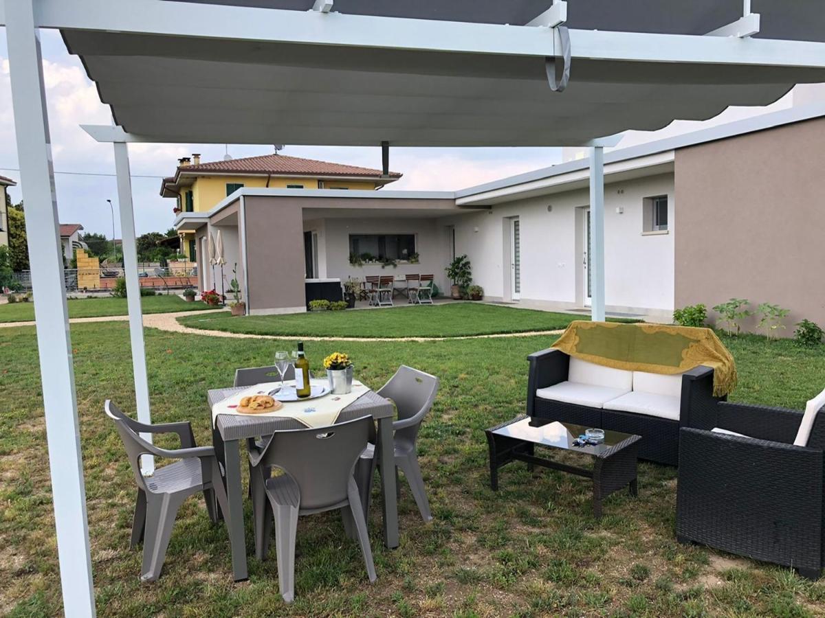 I Broletti Del Garda Hotel Pacengo Di Lazise Bagian luar foto